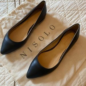 Nisolo black leather flats size 7 1/2 worn once